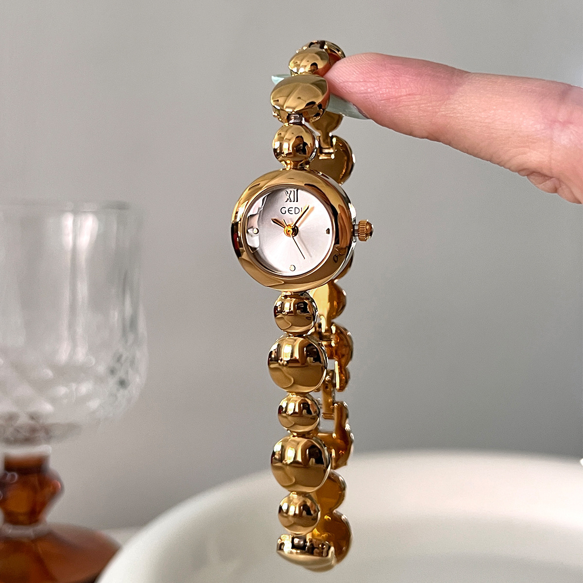 Luxury Watch Vintage - Women's Watch Light Luxury Fashion Round