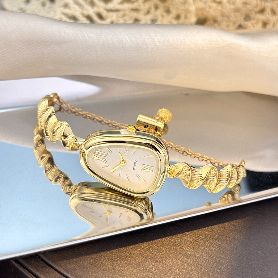 Elegant Snake-Shape Ladies Qua - огляд і ціна Luxury Watch Collection
