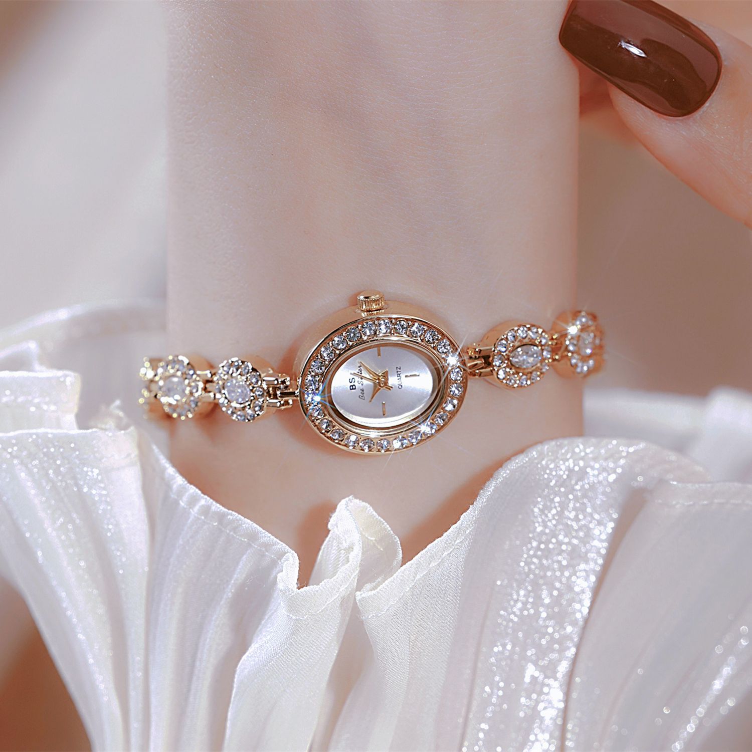 UTHAI New Women Chain Watch Li - огляд і ціна Luxury Watch Vintage