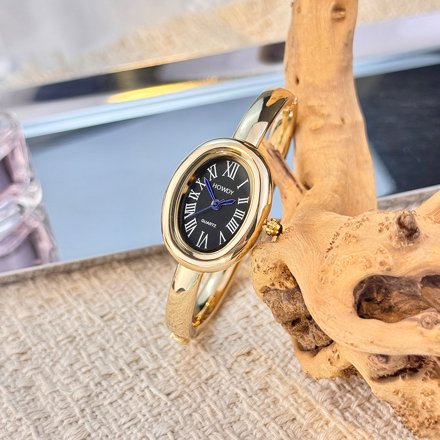 New Style Bathtub Bracelet Sma - огляд і ціна Luxury Watch Unique