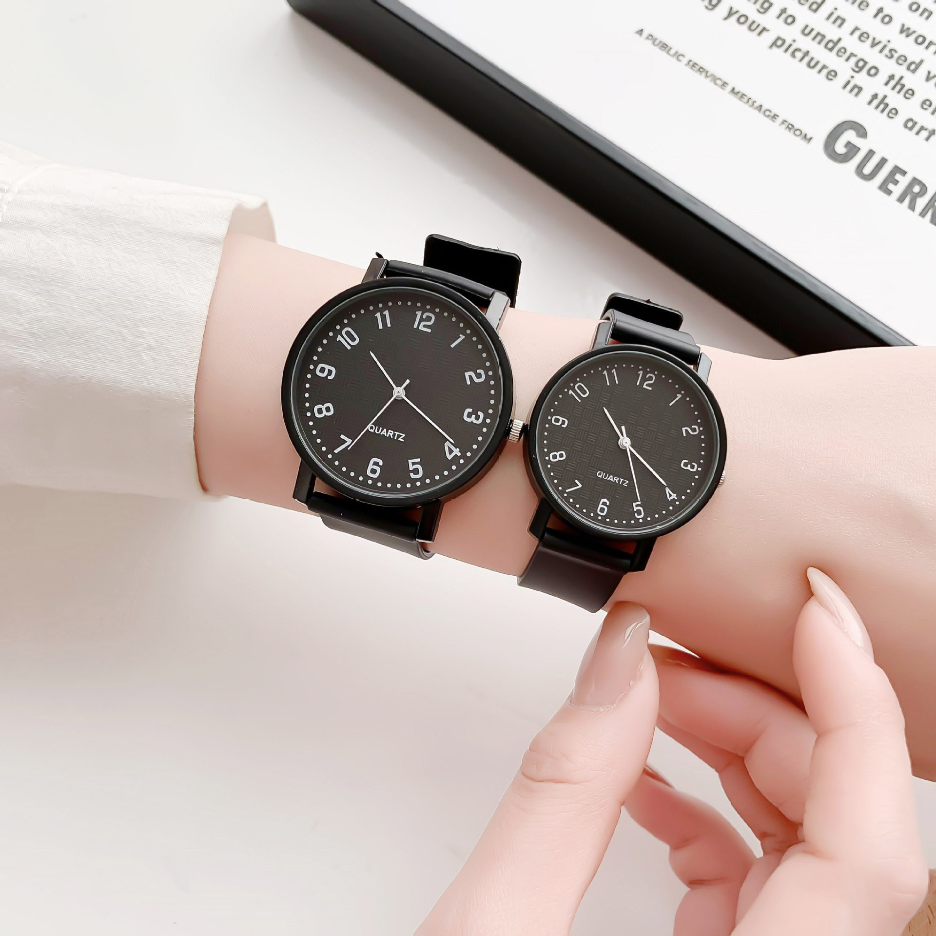 Simple Black Watch Quartz Watc - огляд і ціна Luxury Watch For Sale
